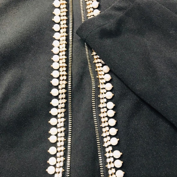 🆕️ARRIVED Black With Rhinestone And Pearls Embell - Picture 6 of 7